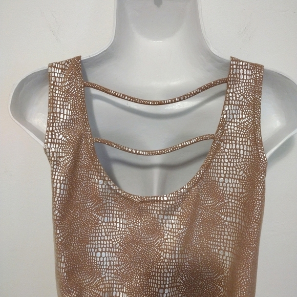 A. Byer - Sleeveless Backless Blouse - Picture 6 of 10